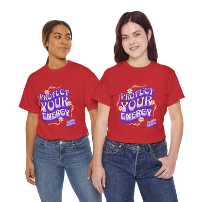 T-shirt con scritta "Protect your energy"