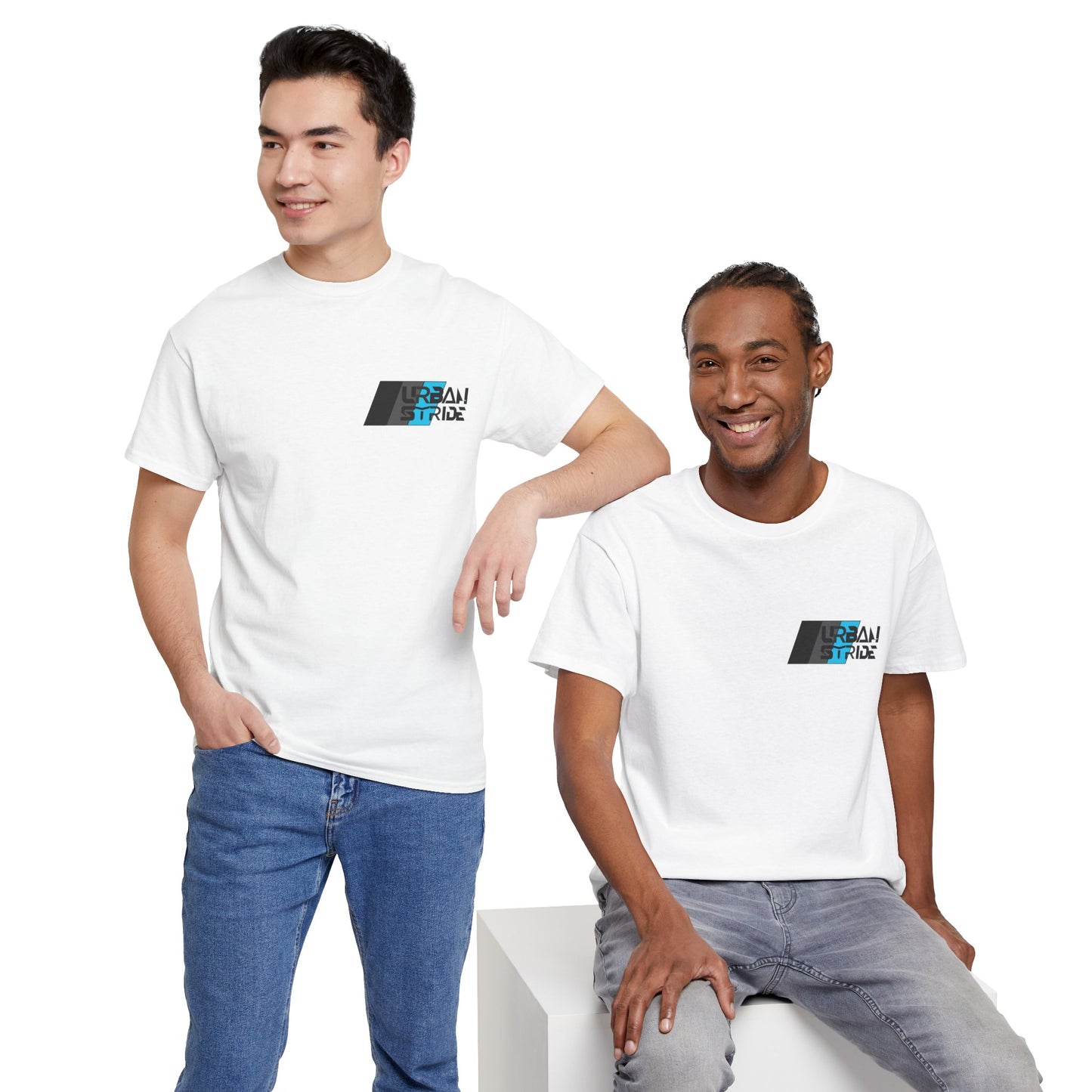 T-shirt con scritta "urbanstride " stile sportivo