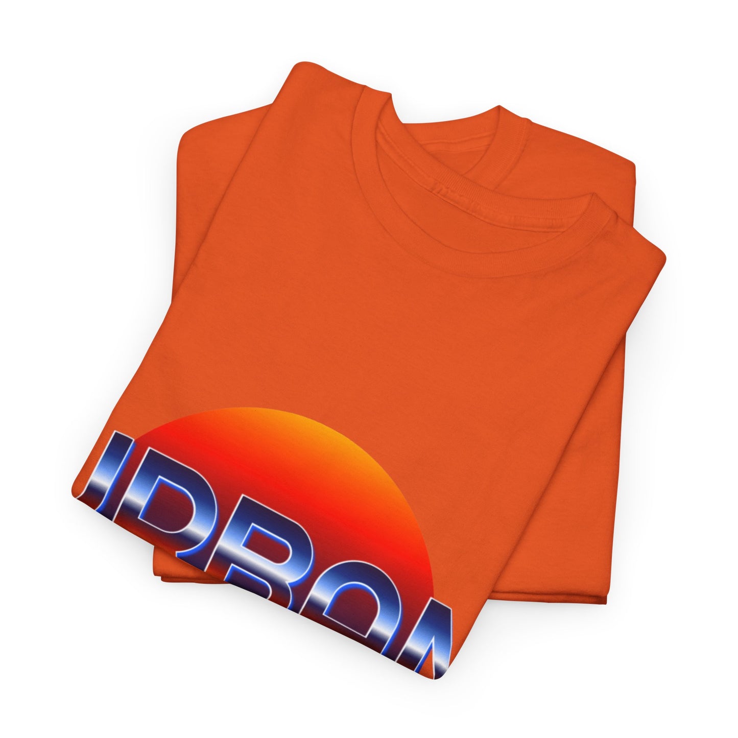 T-shirt con scritta "urbanstride" soleggiata