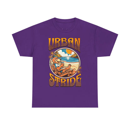 T-shirt con scritta "Urbanstride" e cane