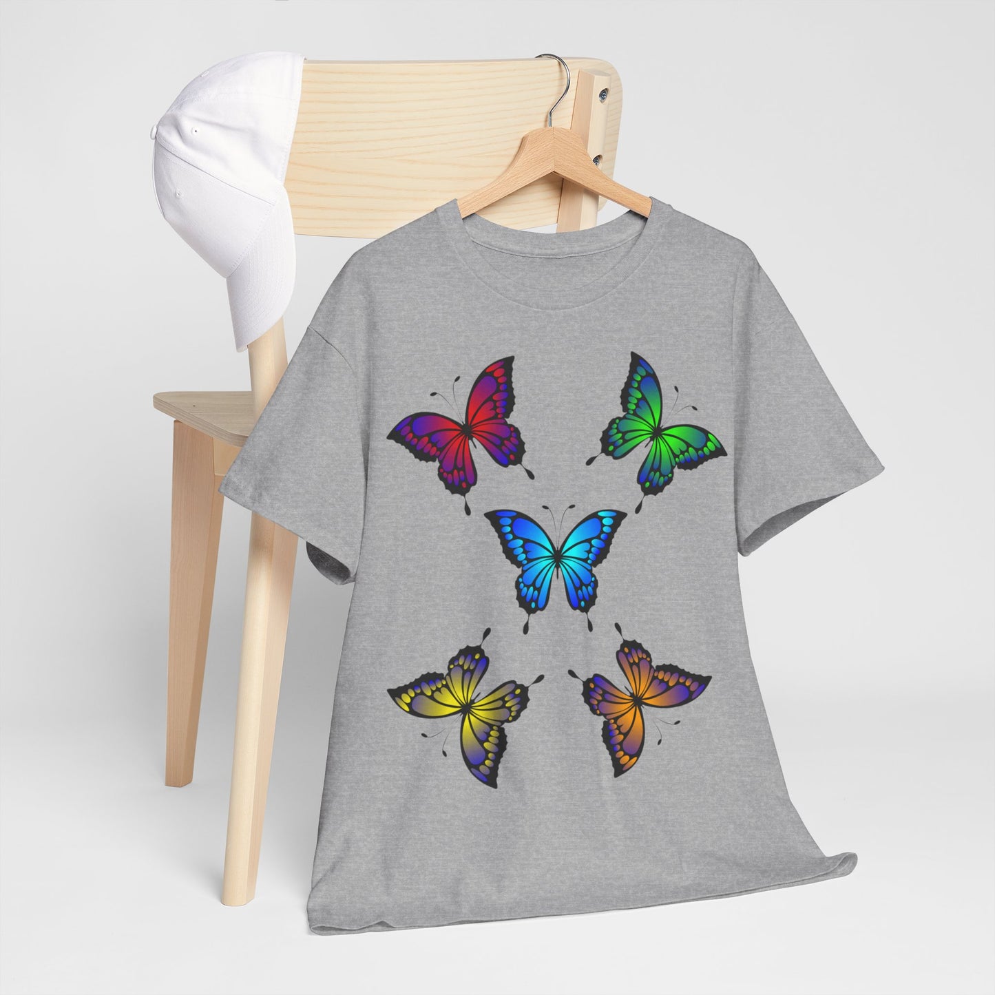 T-shirt con scritta "UrbanStride Butterfly Vibes