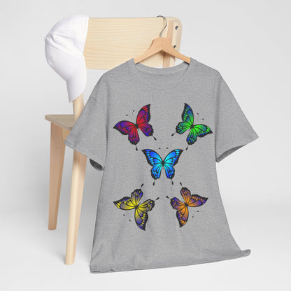 T-shirt con scritta "UrbanStride Butterfly Vibes