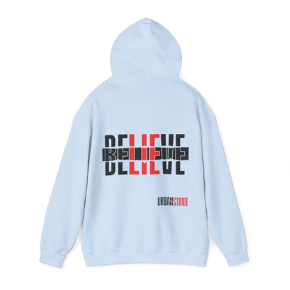Felpa con scritta "Believe"