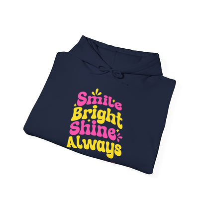 Felpa con scritta "Smile bright shine always"