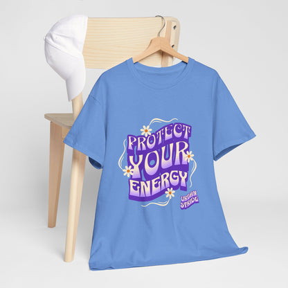 T-shirt con scritta "Protect your energy"