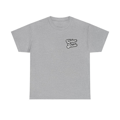 T-shirt con scritta "urbanstride " stile firma