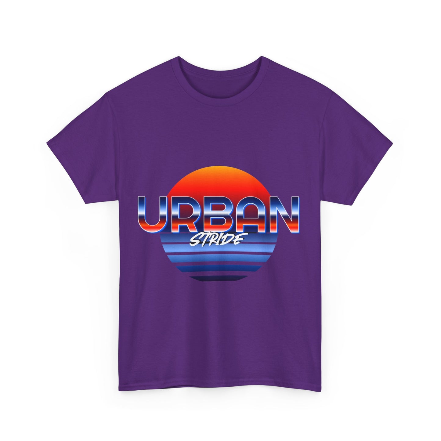 T-shirt con scritta "urbanstride" soleggiata