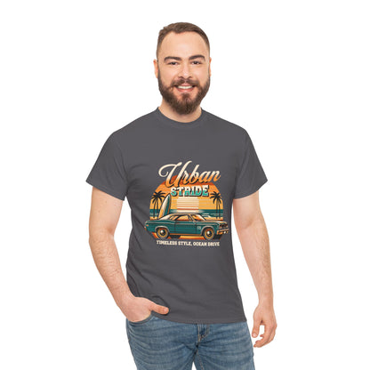 T-shirt con scritta"Urbanstride timeless style ocean drive "