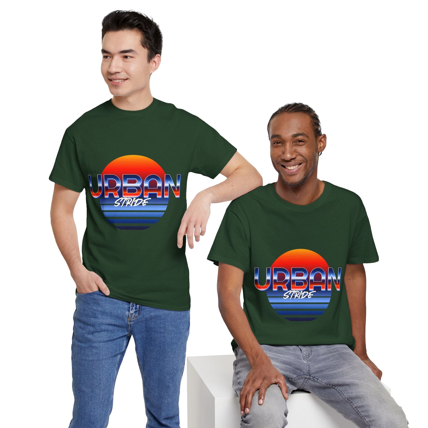T-shirt con scritta "urbanstride" soleggiata
