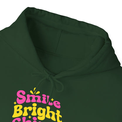 Felpa con scritta "Smile bright shine always"