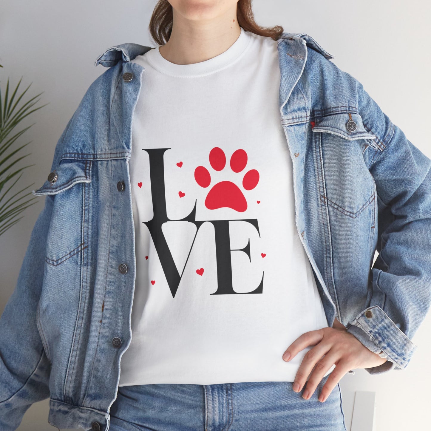 T-shirt con scritta "Love"