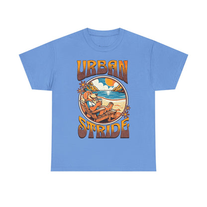 T-shirt con scritta "Urbanstride" e cane