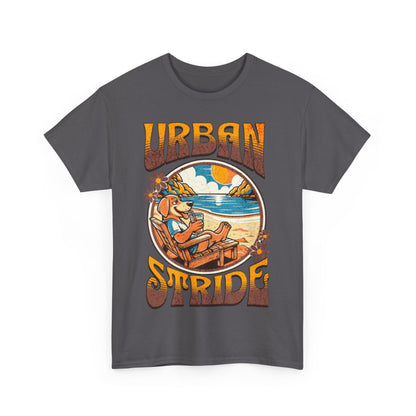 T-shirt con scritta "Urbanstride" e cane