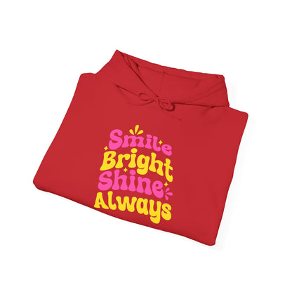 Felpa con scritta "Smile bright shine always"