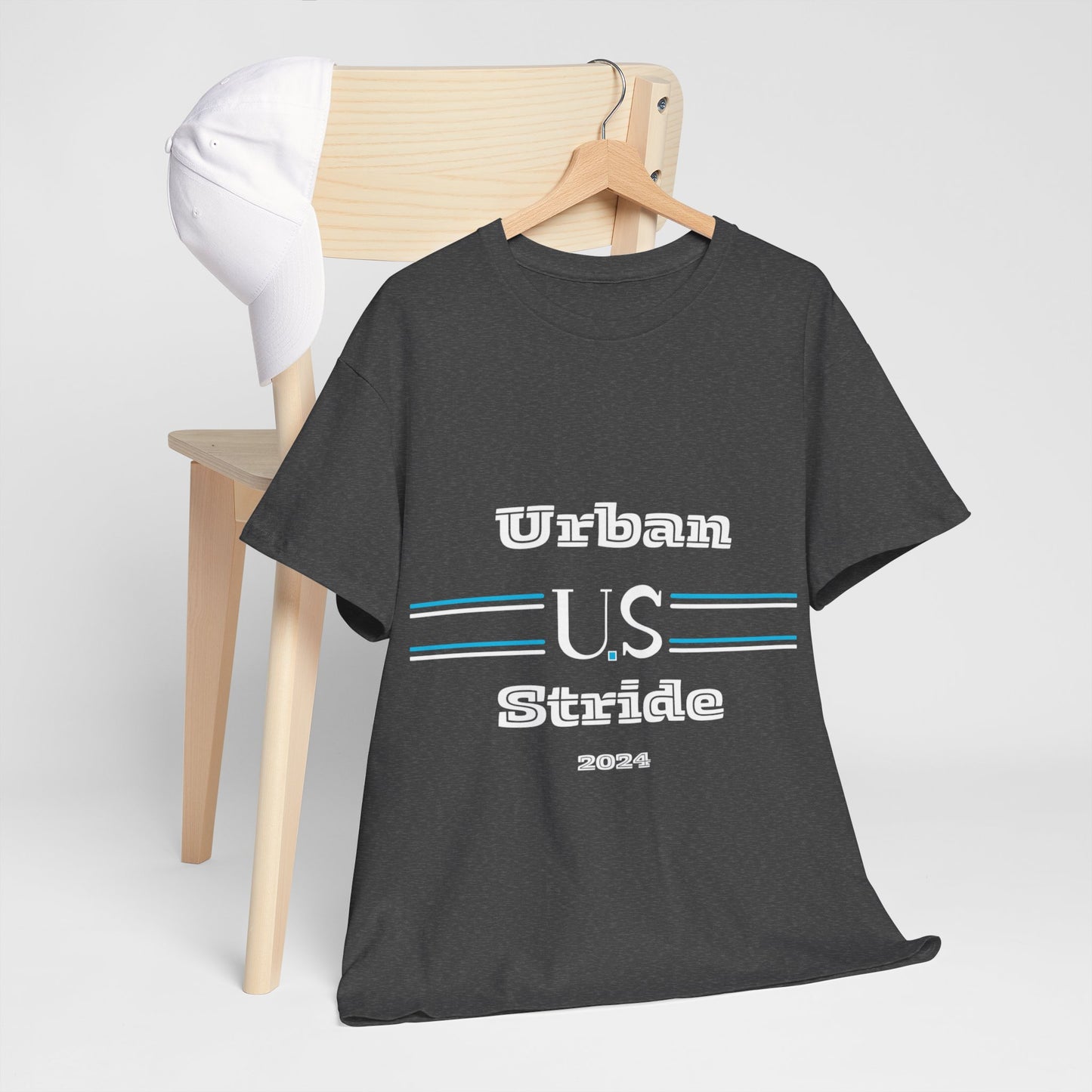 T-shirt con scritta "urbanstride " abbreviata U.S