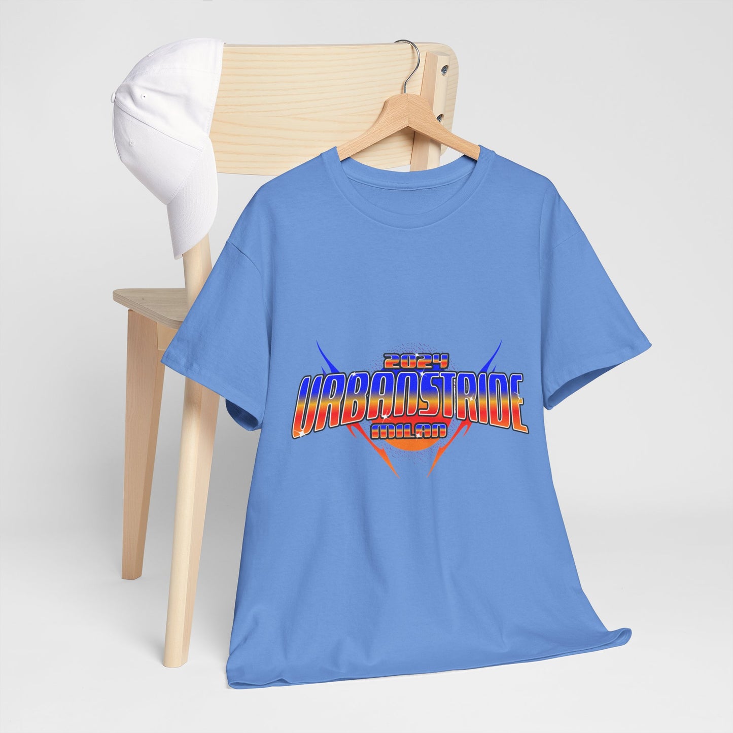 T-shirt con scritta "Urbanstride 2024 Italy"
