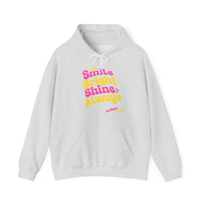 Felpa con scritta "Smile bright shine always"