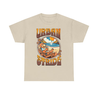 T-shirt con scritta "Urbanstride" e cane