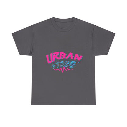 T-shirt con scritta "UrbanStride Neon Pulse"