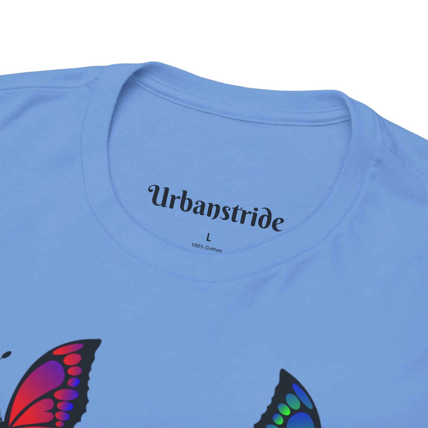 T-shirt con scritta "UrbanStride Butterfly Vibes