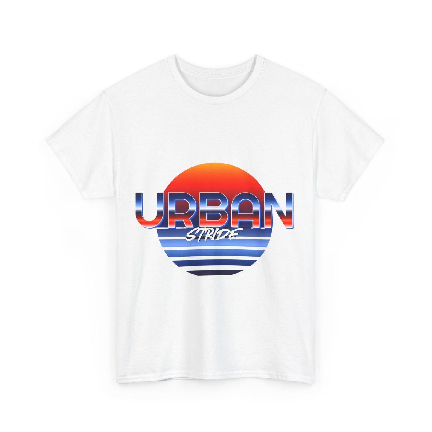 T-shirt con scritta "urbanstride" soleggiata