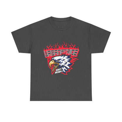 T-shirt con scritta "Urbanstride" e aquila