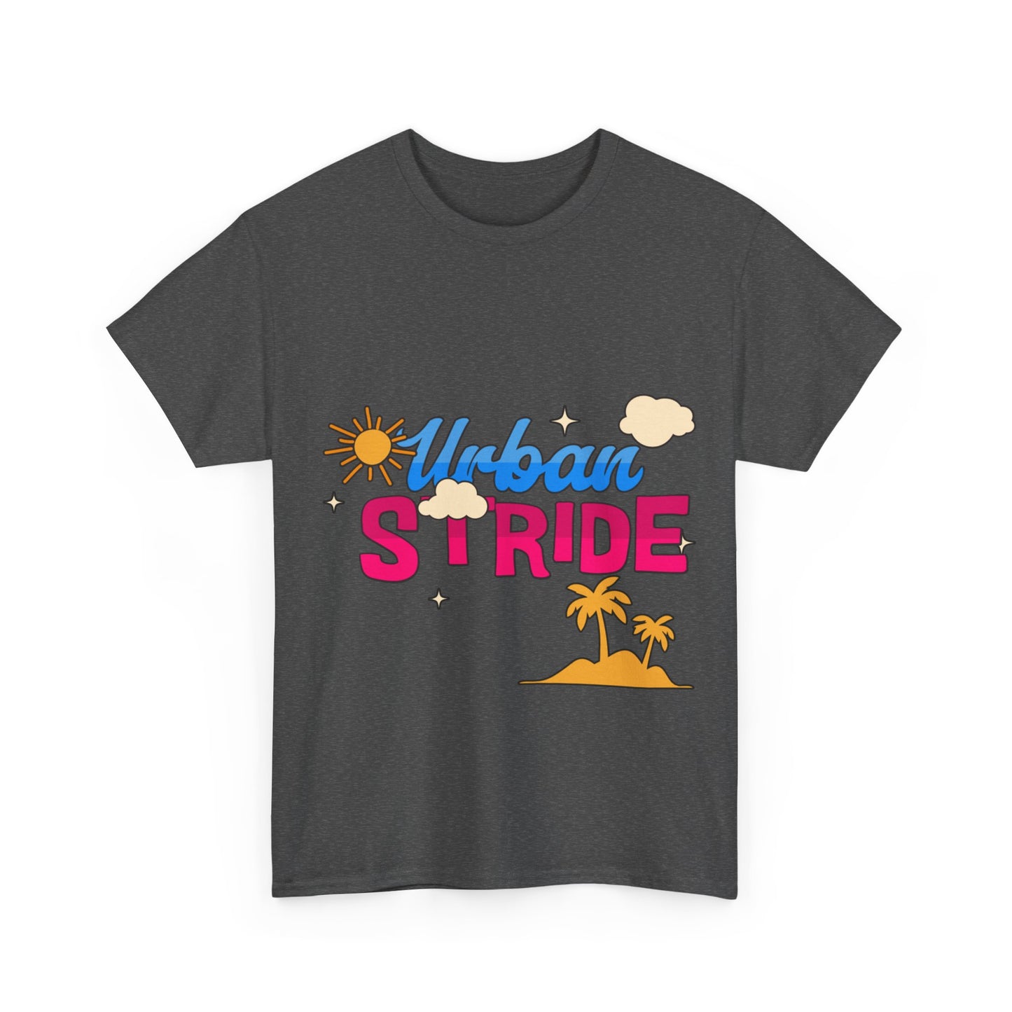 T-shirt con scritta "Urbanstride"al mare