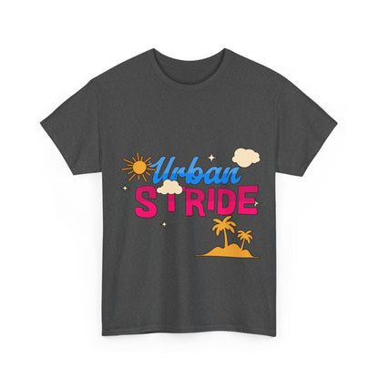 T-shirt con scritta "Urbanstride"al mare