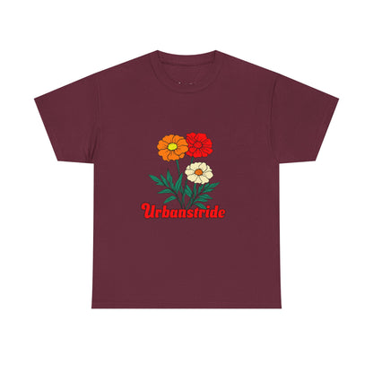 T-shirt con rappresentazione di fiori e scritta "Urbanstride"