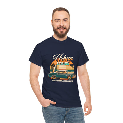 T-shirt con scritta"Urbanstride timeless style ocean drive "
