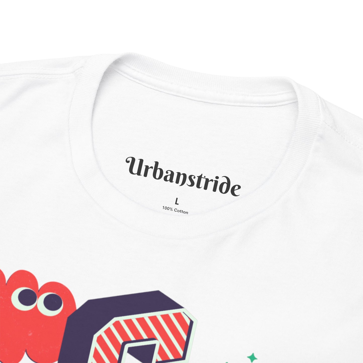 T-shirt con scritta "Create your magic"