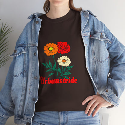 T-shirt con rappresentazione di fiori e scritta "Urbanstride"