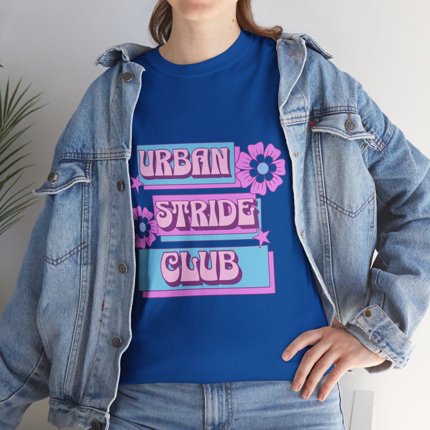 T-shirt con scritta "Urbanstride club"