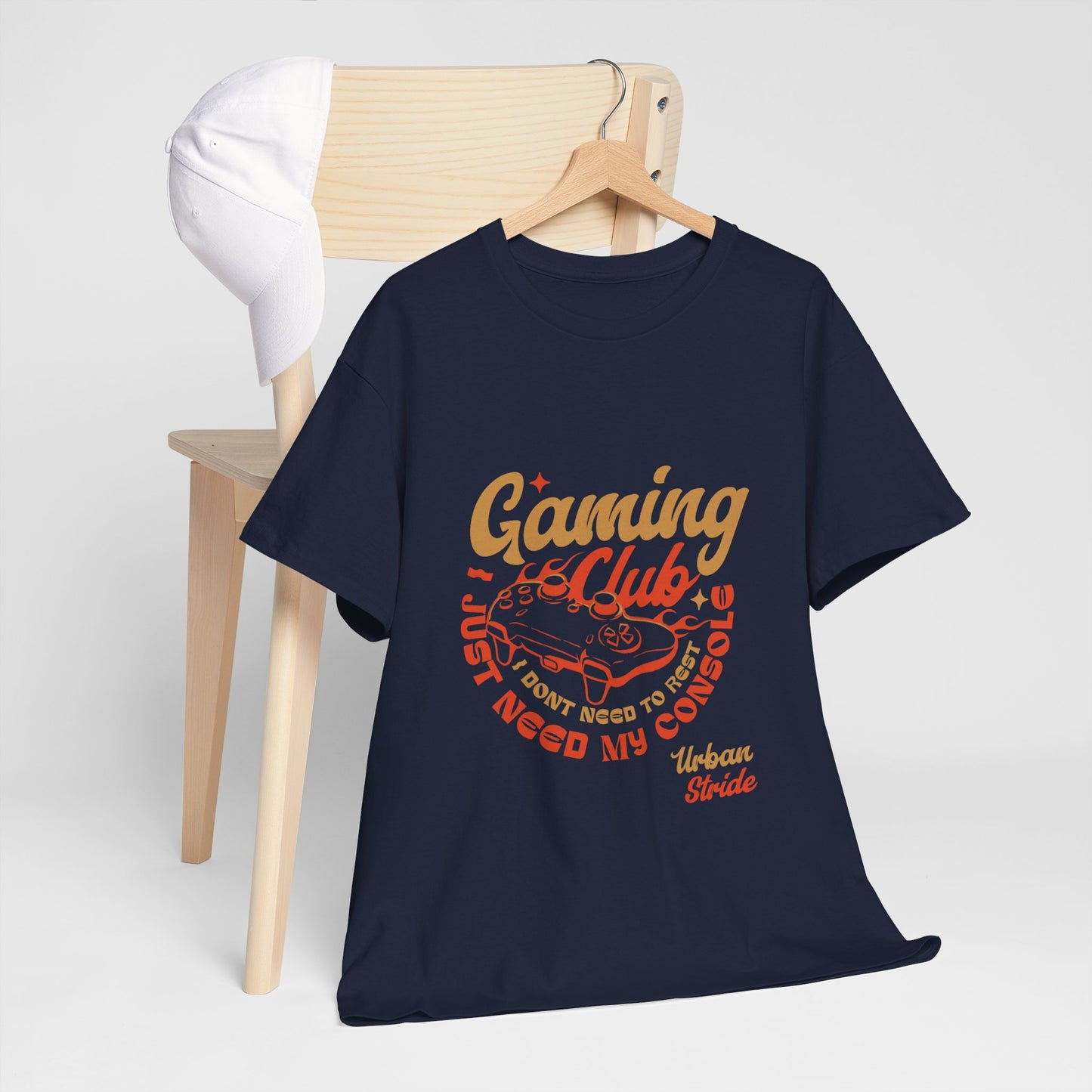T-shirt con scritta “Gaming Club – I Just Need My Console”