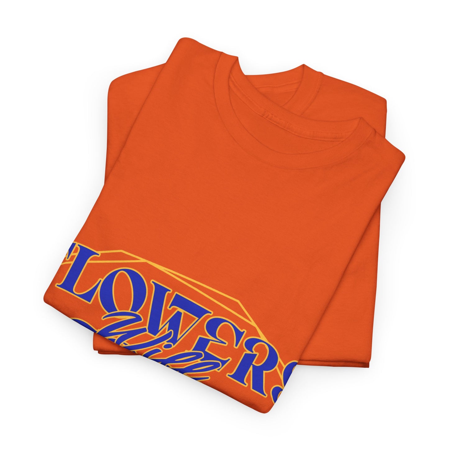 T-shirt con scritta "Flowers will growth beauty"