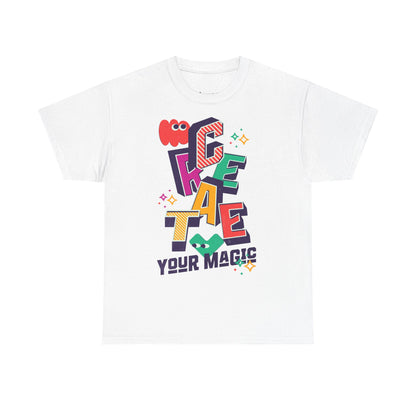 T-shirt con scritta "Create your magic"