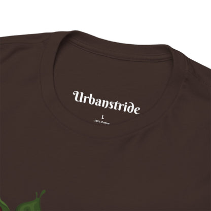 T-shirt con scritta "UrbanStride Vintage Flower