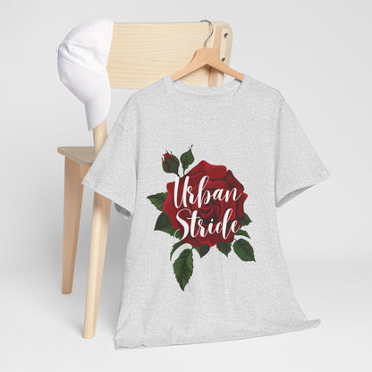 T-shirt con scritta "UrbanStride Vintage Flower
