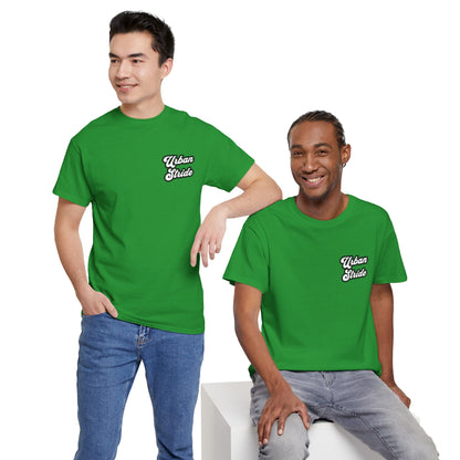 T-shirt con scritta "urbanstride " stile firma