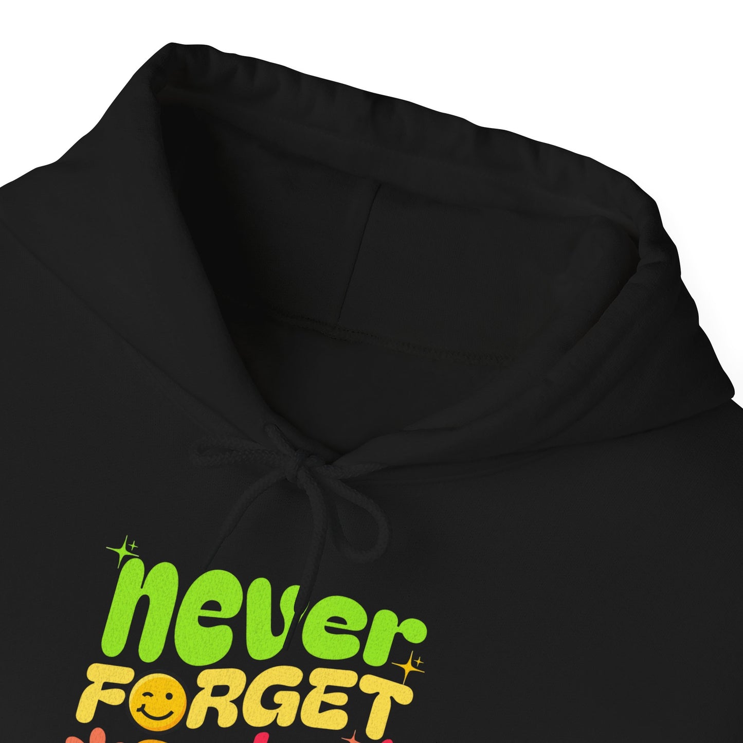 Felpa con scritta "Never forget about your passion"