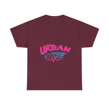 T-shirt con scritta "UrbanStride Neon Pulse"