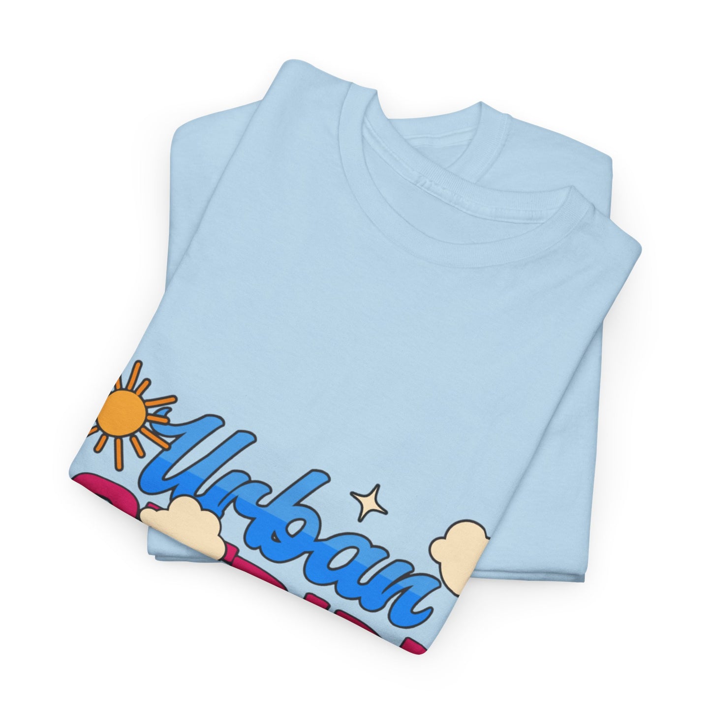 T-shirt con scritta "Urbanstride"al mare