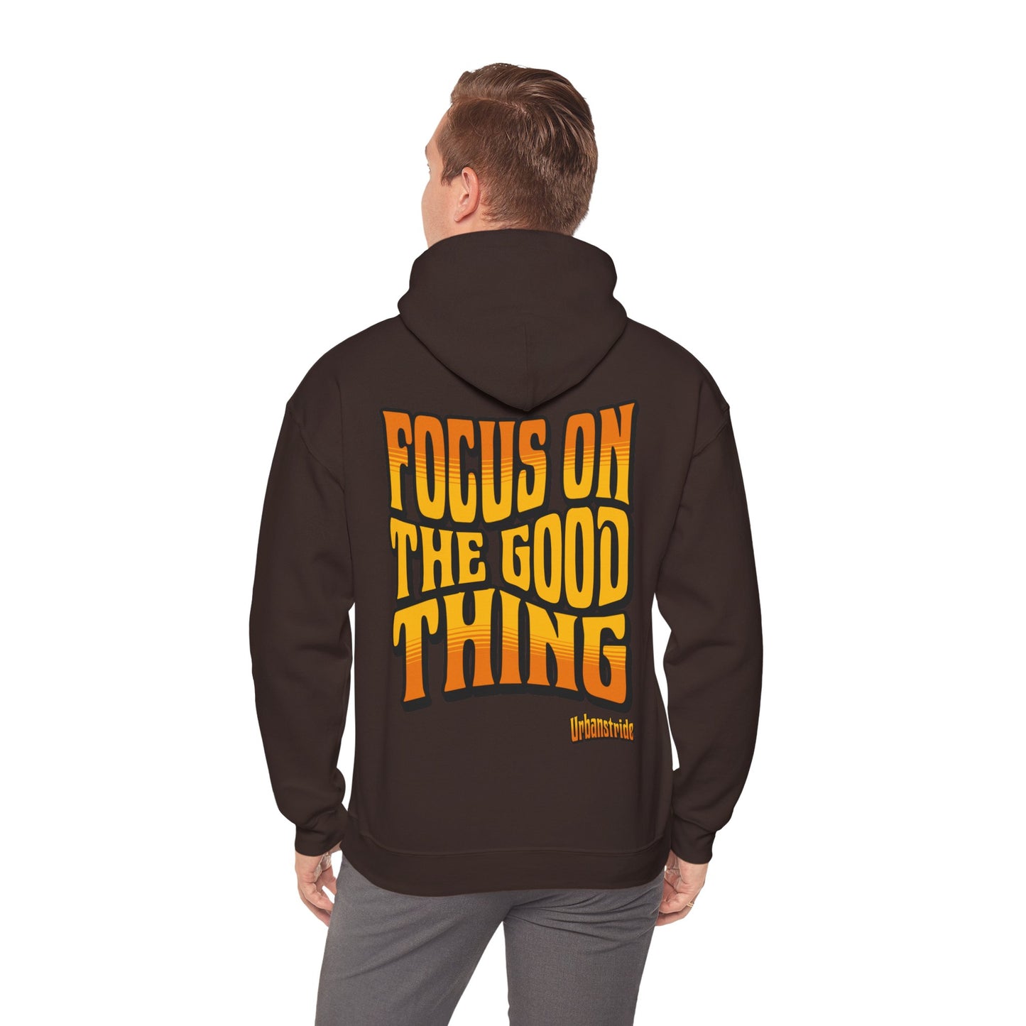 Felpa con scritta "Focus on the good thing"