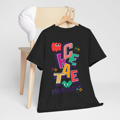 T-shirt con scritta "Create your magic"