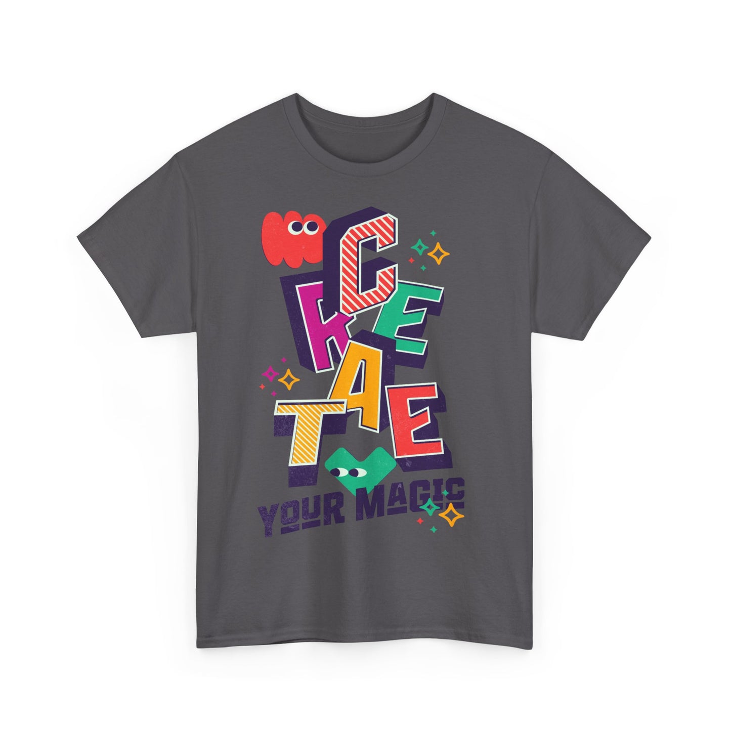 T-shirt con scritta "Create your magic"