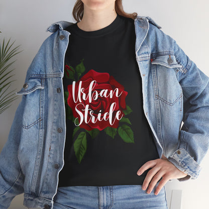 T-shirt con scritta "UrbanStride Vintage Flower