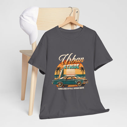 T-shirt con scritta"Urbanstride timeless style ocean drive "