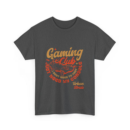 T-shirt con scritta “Gaming Club – I Just Need My Console”