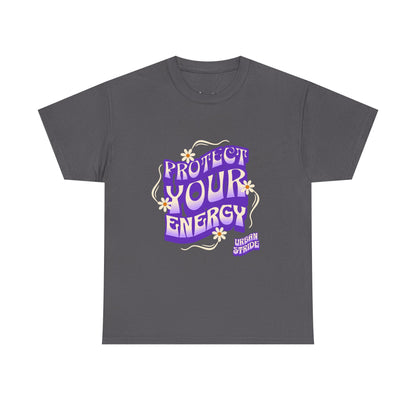 T-shirt con scritta "Protect your energy"