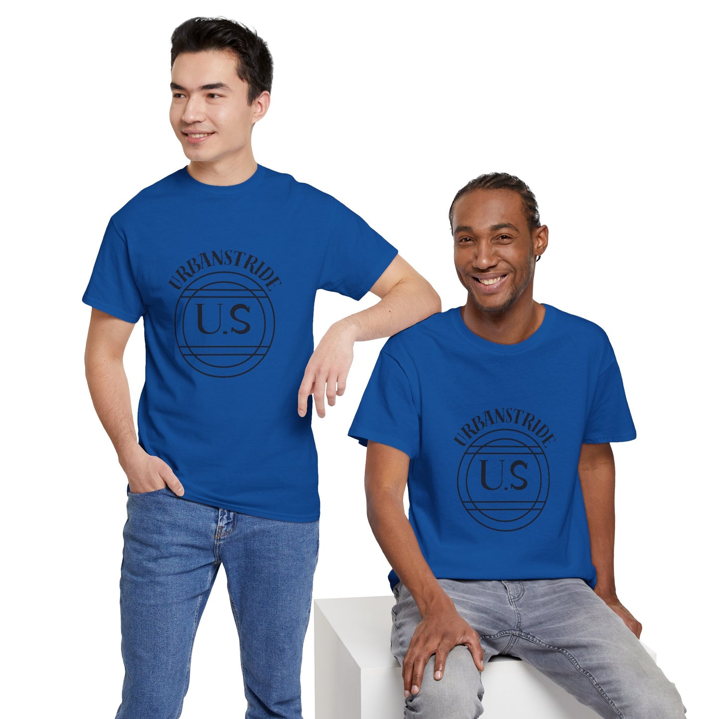 T-shirt con scritta "urbanstride" centrale